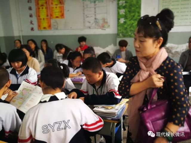「直通校園」太原市教科研中心對萬柏林區(qū)實驗中學校《思維導圖在地理生物教學中的應用》課題進行中期評估