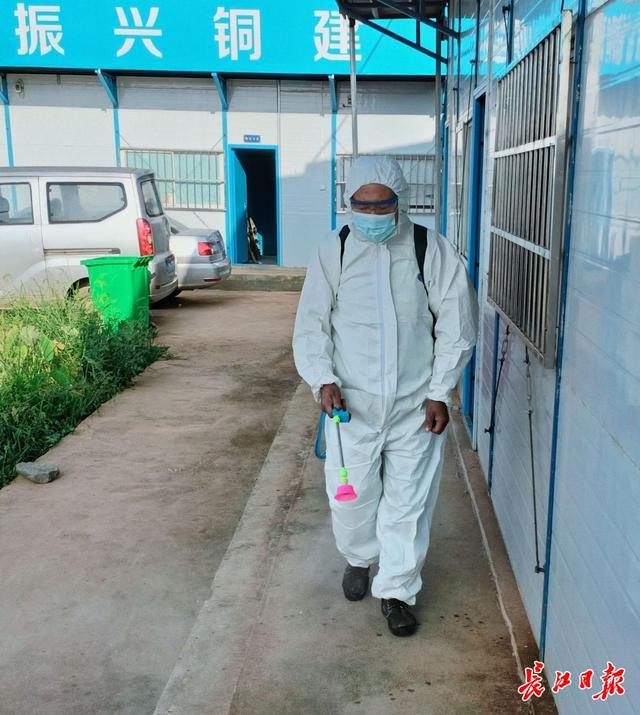 分餐制，錯時施工……碧桂園湖北104個項目實行閉環管理