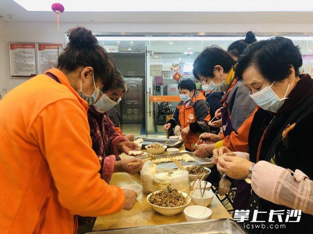 居家養老服務搭上“智慧快車”（居家養老智慧服務系統）