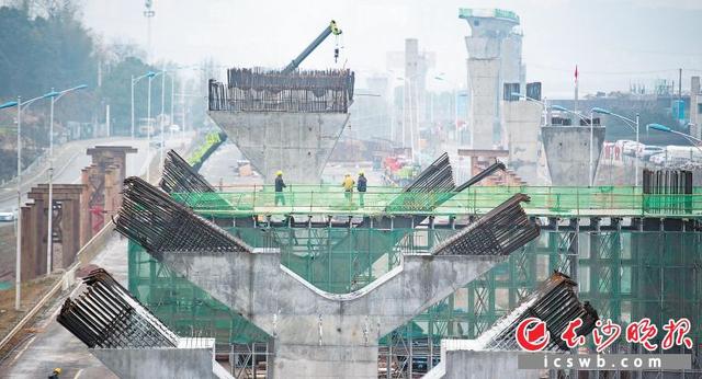總投資逾3000億元，長沙2022年市政基礎設施項目計劃出爐（長沙市住建局發布2021年市政基礎設施項目計劃）