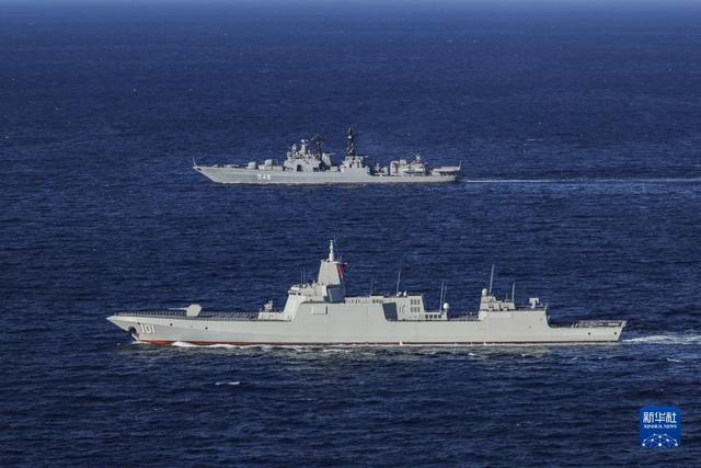 在習近平強軍思想指引下·我們在戰位報告｜劈波斬浪向深藍——來自海軍導彈驅逐艦南昌艦的報告