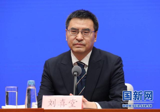 財政壓力加大情況下低保資金能否按時足額發放？民政部答封面新聞